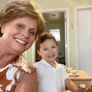 Meet your Posher, Cathy